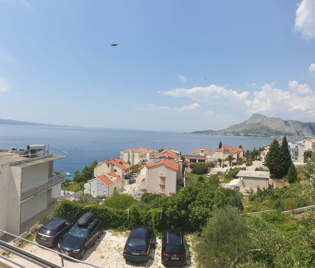 Apartmani Atila Damir Omiš Buitenkant foto